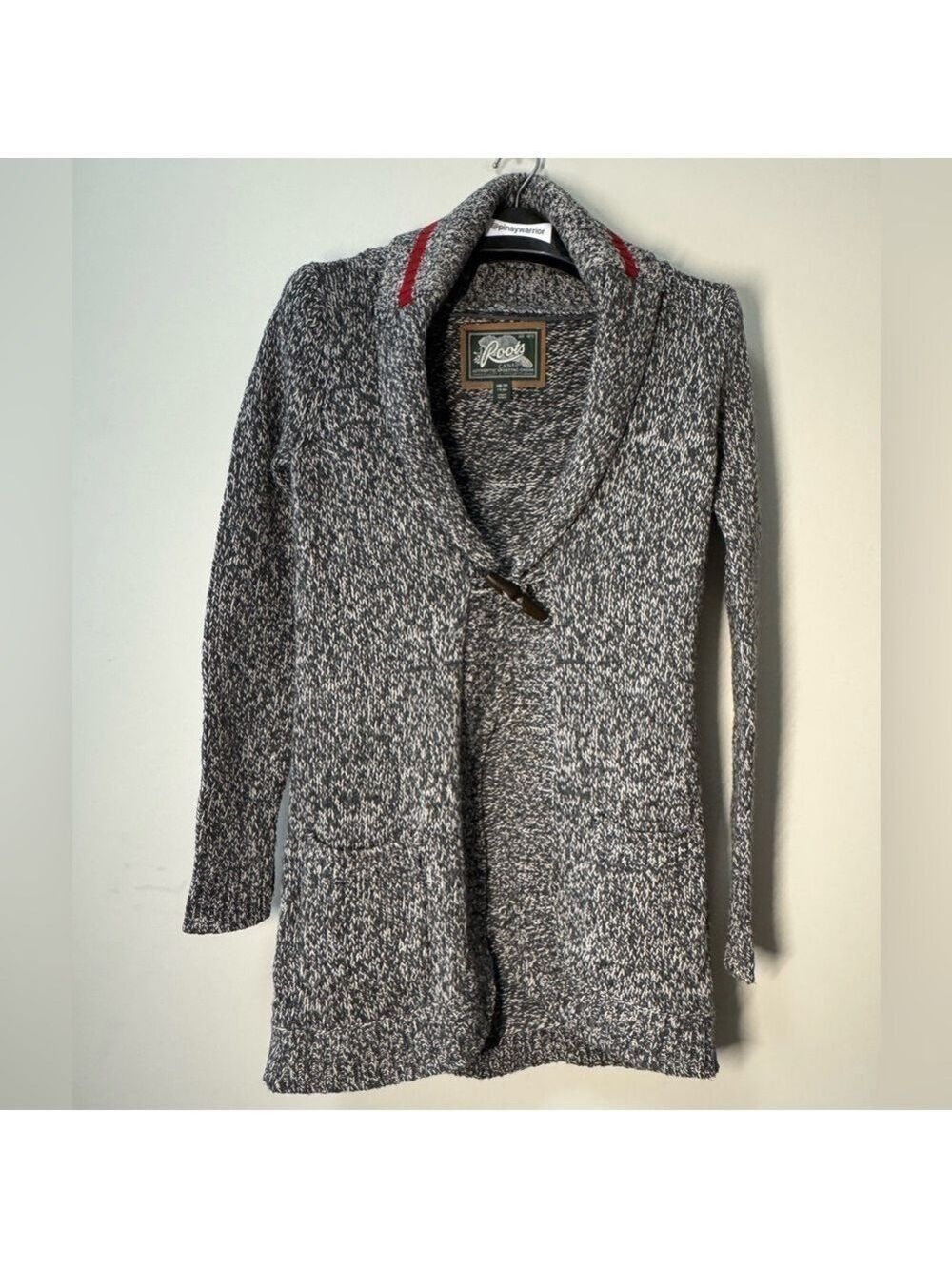 Roots long Cable knit Cardigan XS
Wool - Picture 3 of 15